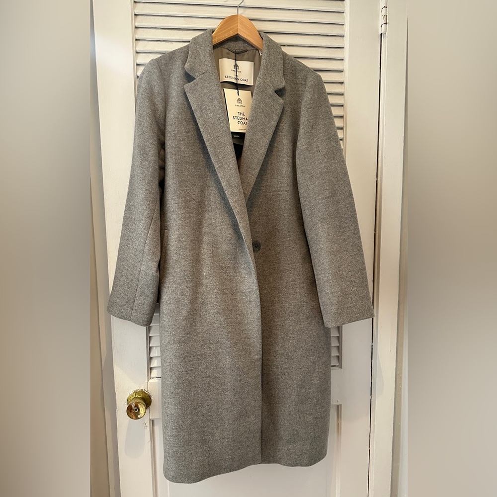 NWT Aritzia Babaton Stedman Coat in Light Gray, size S